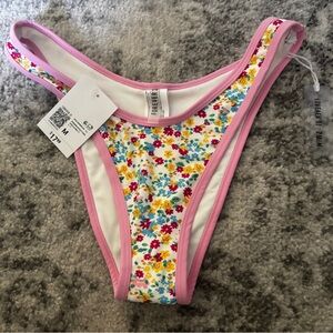 NWT Forever 21 Swim Floral Bikini Bottom Pink Trim Multicolor Print Size: Medium